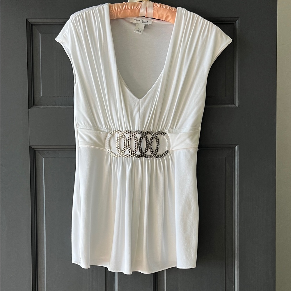 White House Black Market white top with silver metal accent, size XS